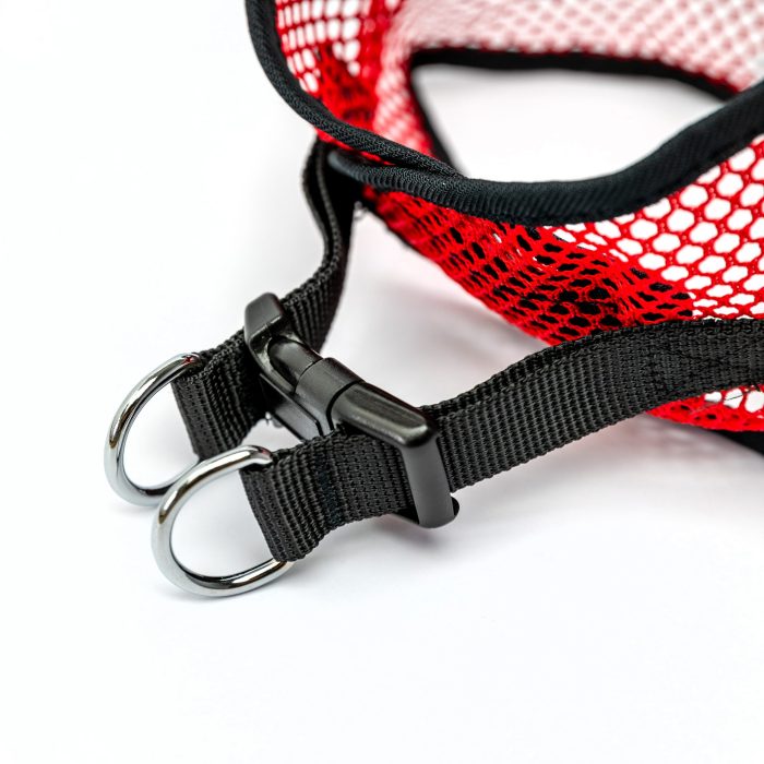 red netted step in dog harness detail