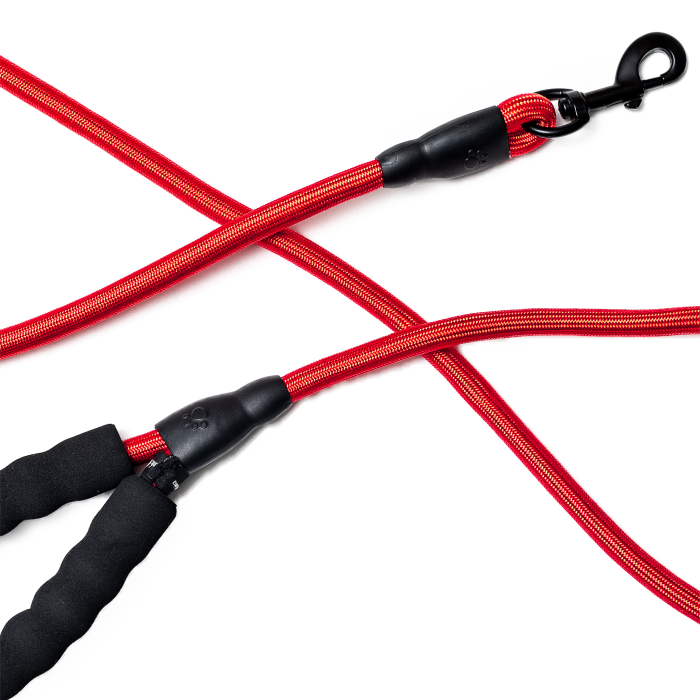 red rope leash with padded grip detail shot
